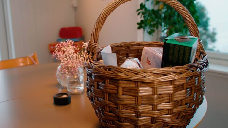 basket-filled-with-goodies