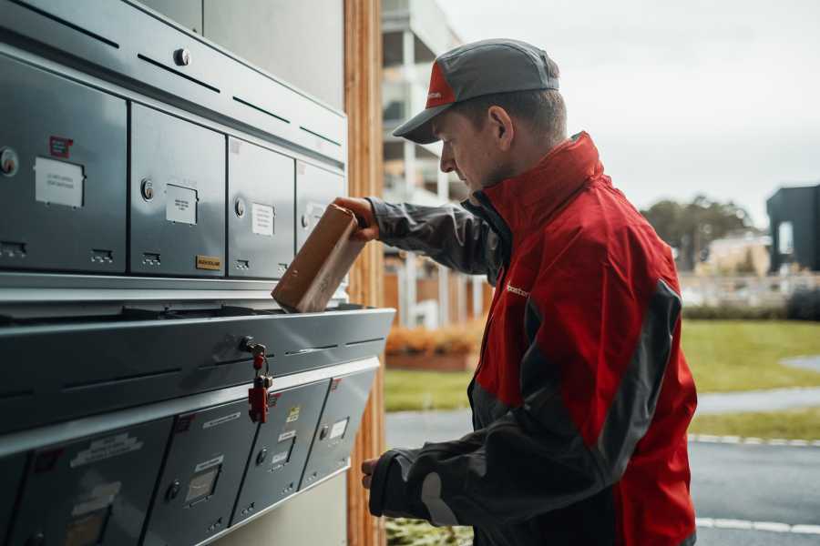 Mailman deliver(picking up mail from mailbox