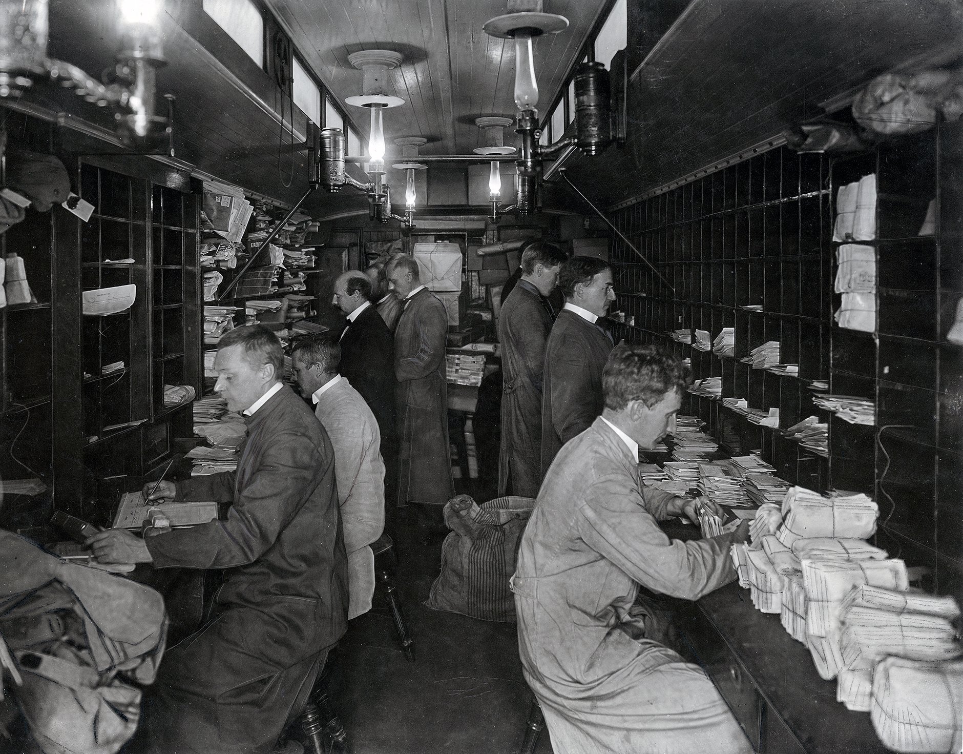Postsortering-jernbane-1914